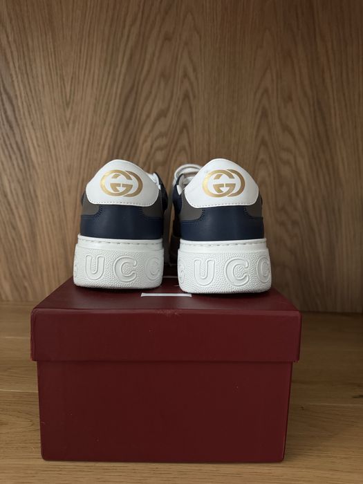GG SUPREME authentic sneakers