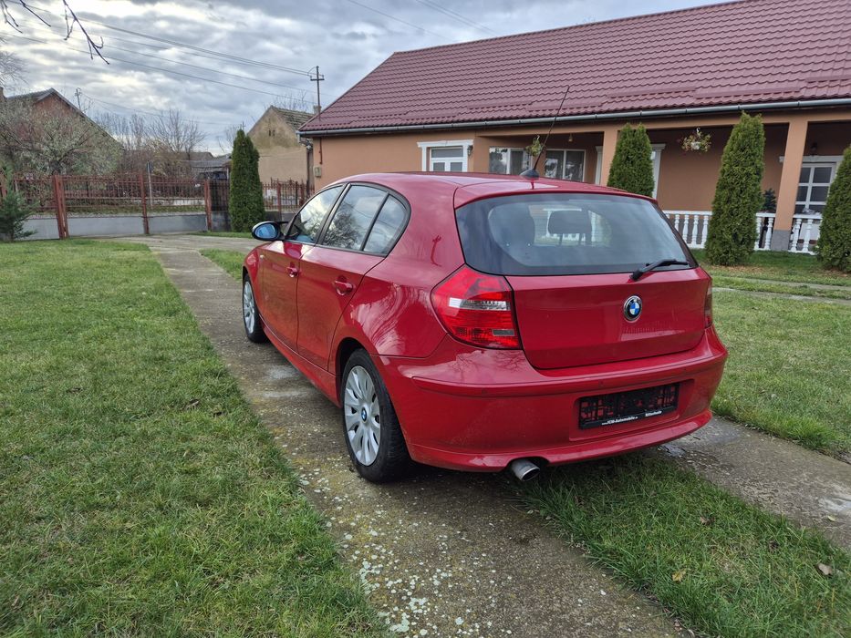 BMW Seria 1 E87 118D
