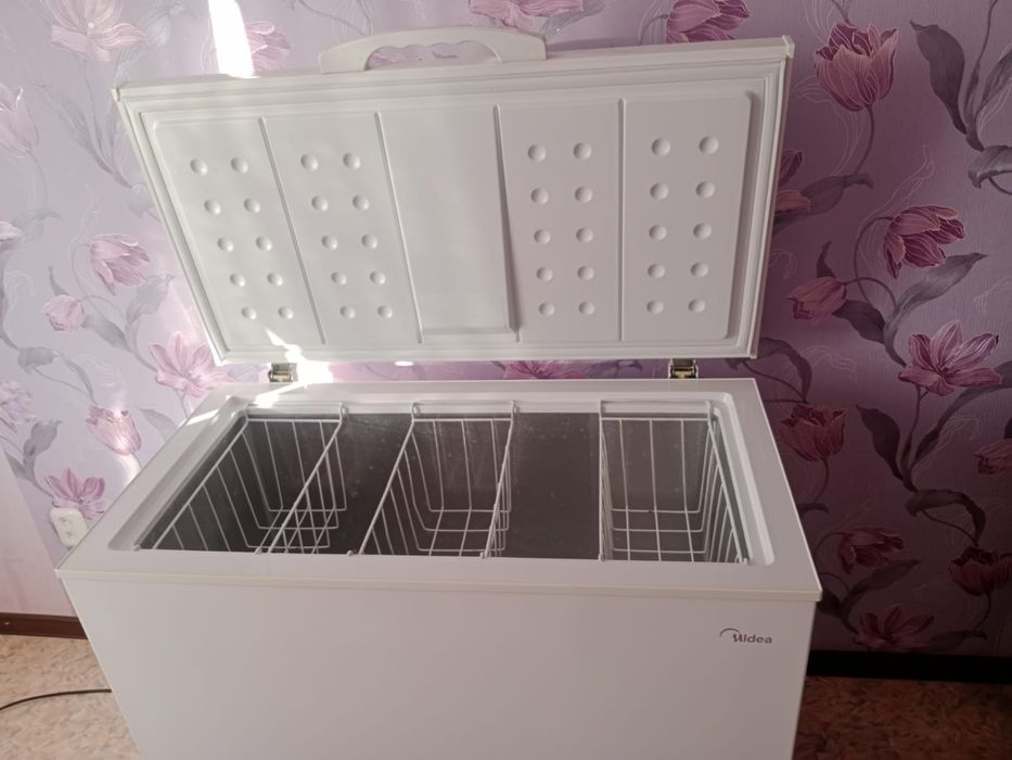Морозильная камера Ларь