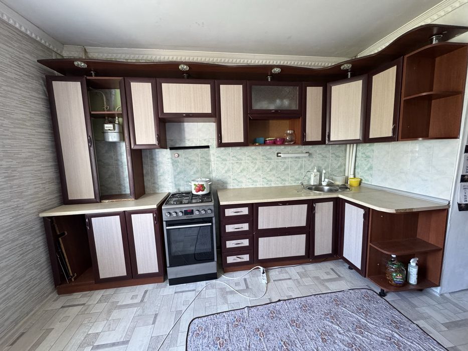 Продам кухонный гарнитур