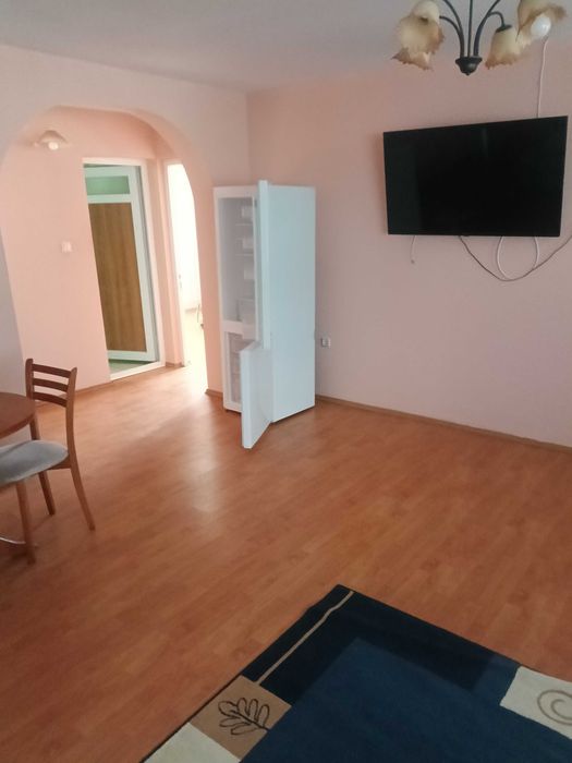 Дава се под наем Къща в с. Радинград, Област Разград - 176 кв.м за 550 € - Снимка #2