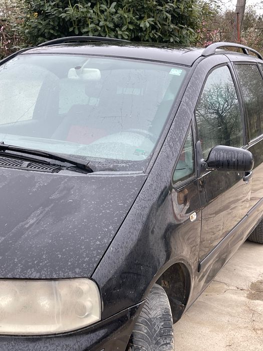 Vând sau schimb cu viței Volkswagen sharan
