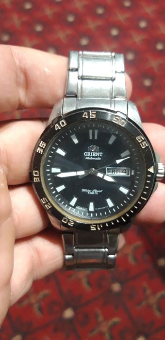 Продам часы швейцарские