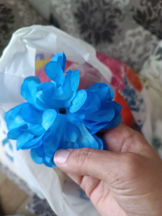 Продам искусственные цветы