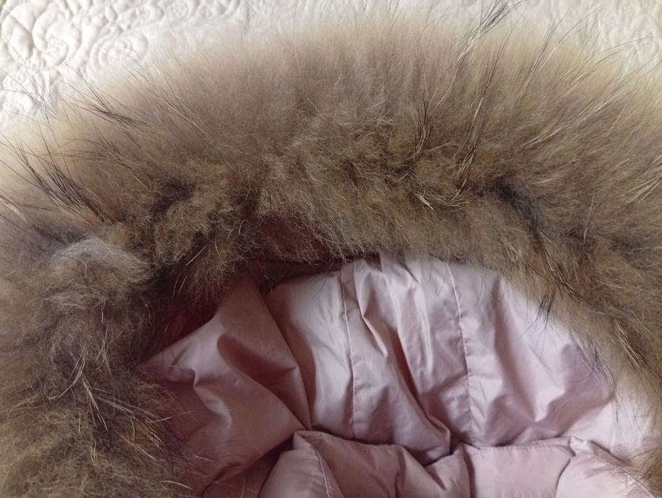 Пуховик,куртка для девочки 5-6 лет.