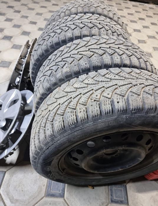 Продам шины с дисками