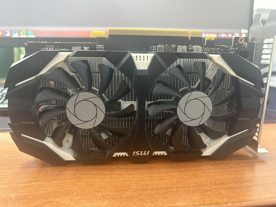 Продам видеокарты