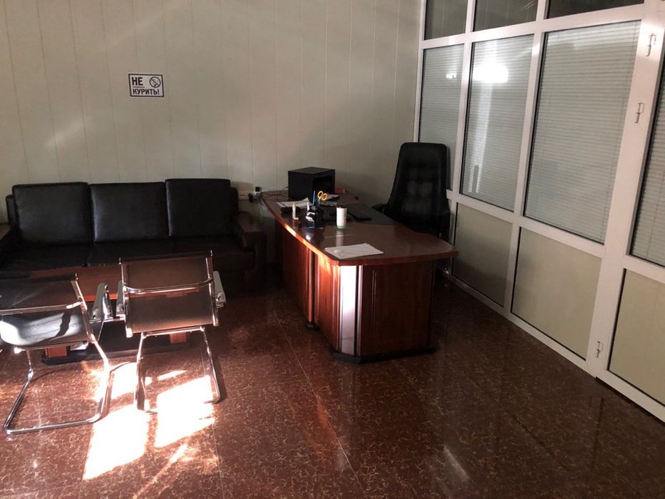 Супер цена. Полу-додвальное помещение под ваш офис.