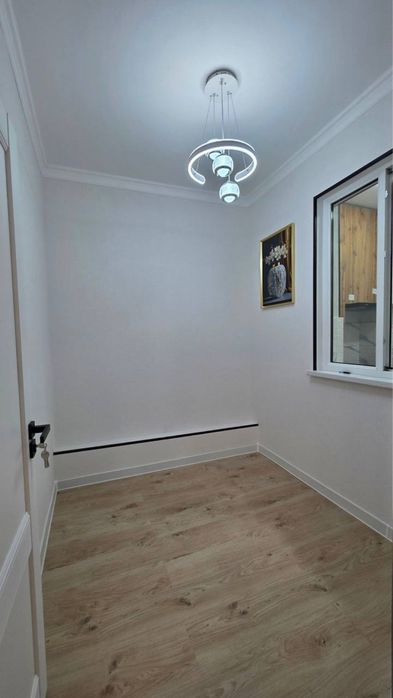 Провдется 2в3 комнатная квартира Авиасозлар 1 Метро Халк Банк Яшнабад