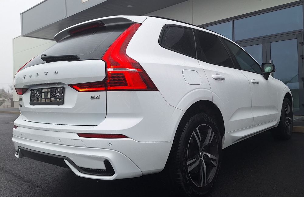 Volvo XC 60 R-Design Facelift mild hibrid mod.2022  2.0d 197CP