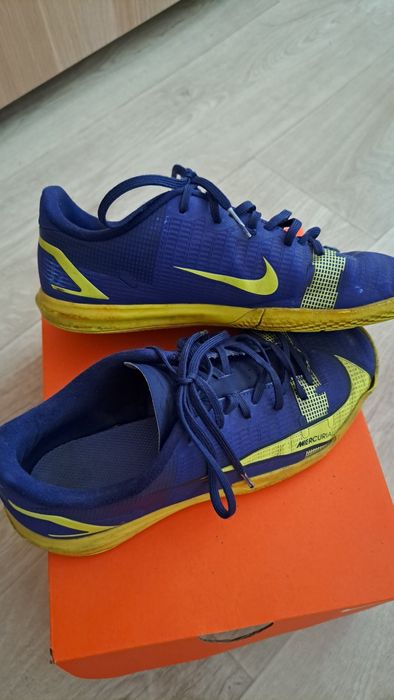 Стоножки 36.5 номер Nike