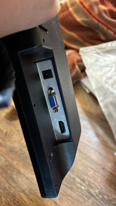 Монитор для компьютера от фирмы Broteko 185Н