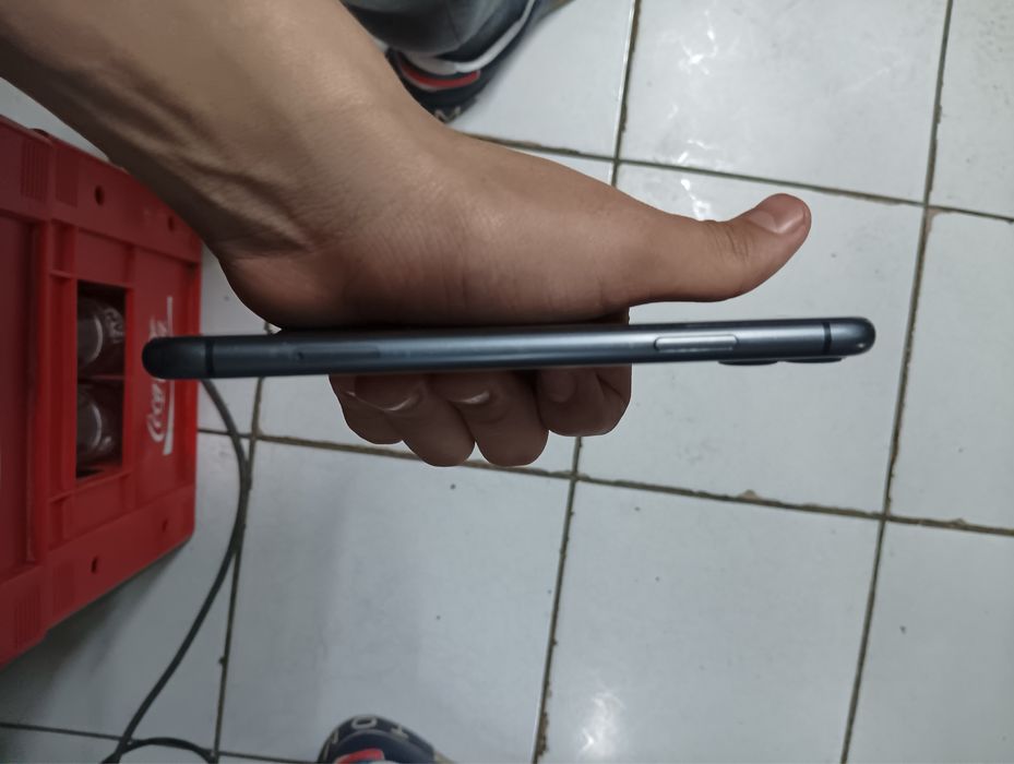 Iphone 11 srochna pul zaril