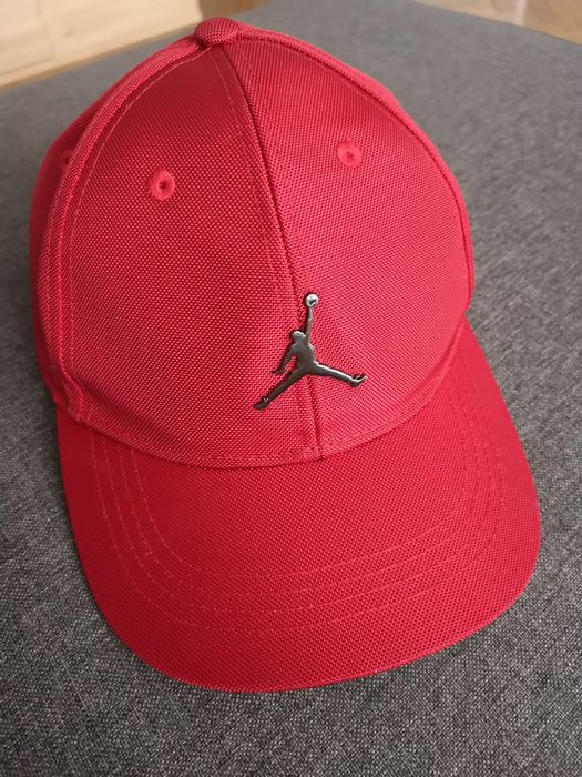 Шапка с периферия Jordan