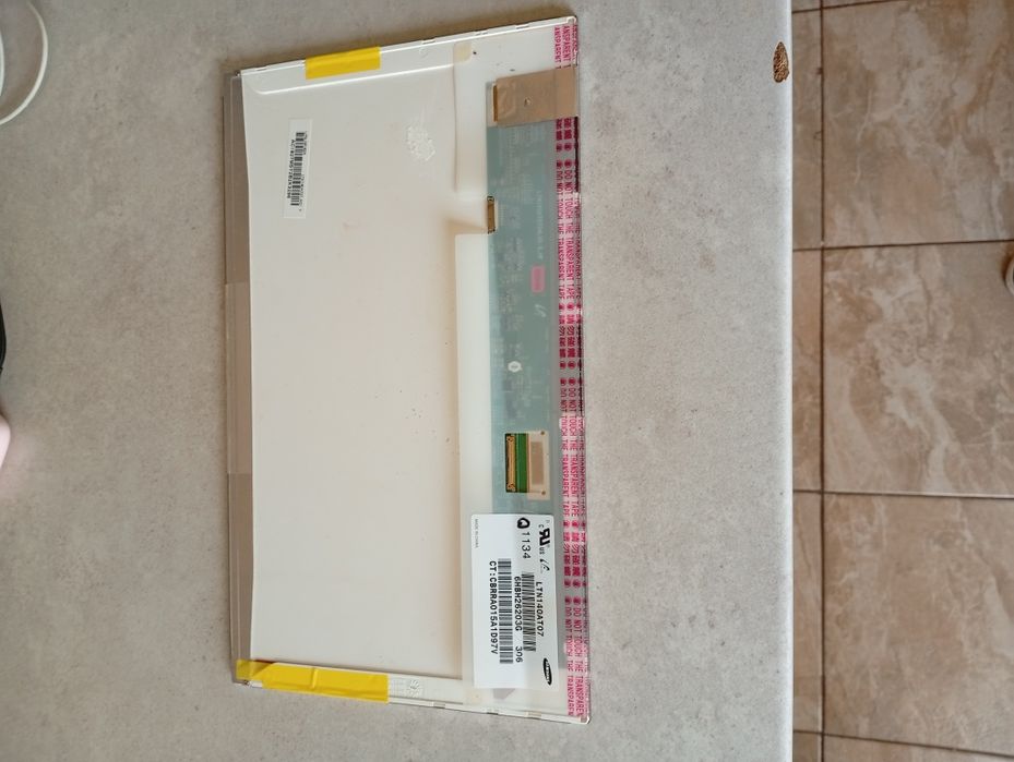 Display 15,6" functional