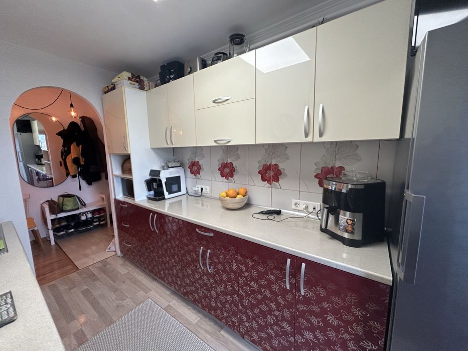 Vand mobila bucatarie facuta pe comanda+electrocasnice