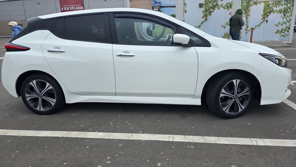 Vând Nissan Leaf  2019