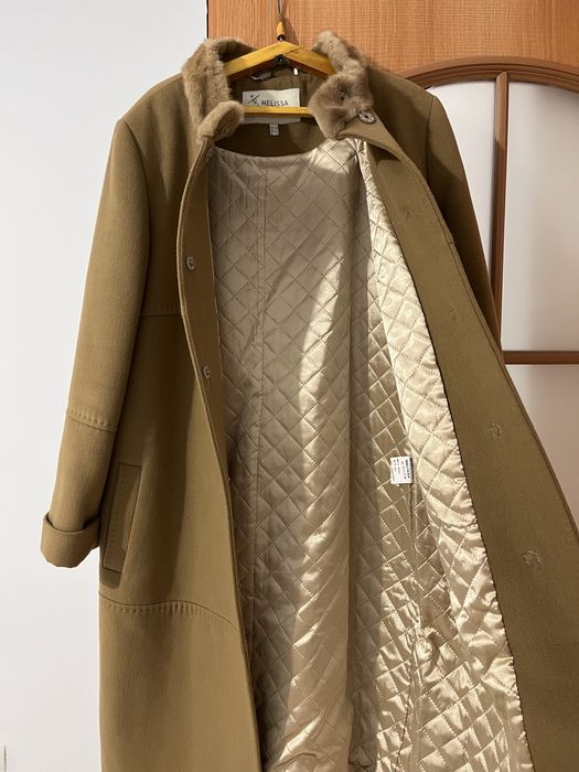 Продается пальто