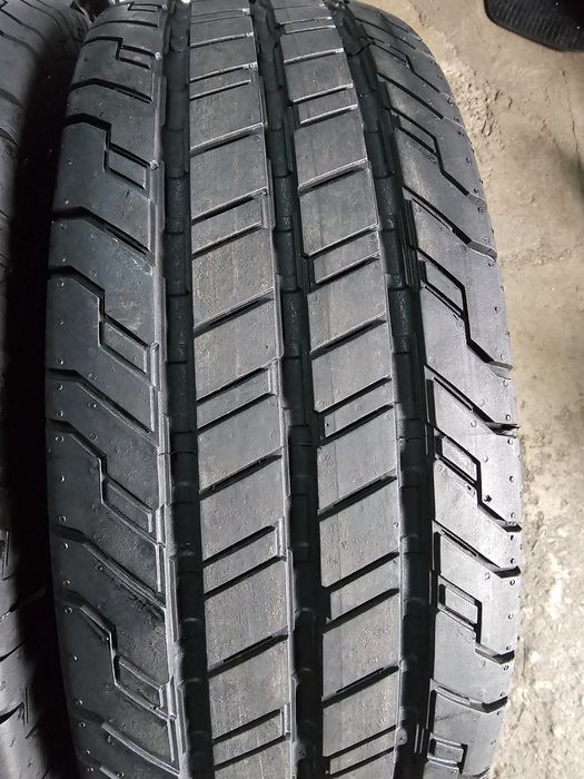 4 anvelope noi 215 70 15C Continental 2024