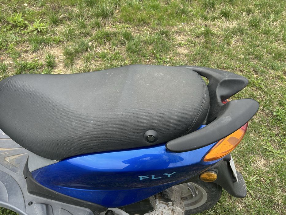 Scuter Piaggio Fly 50 cc 4T