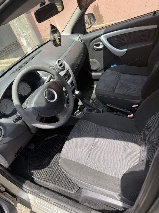 Dacia Logan 2008
