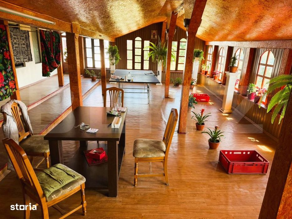 Hotel de vanzare, 2120 mp, zona Malini