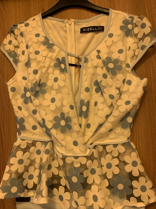 Costum de damă bluză + fustă