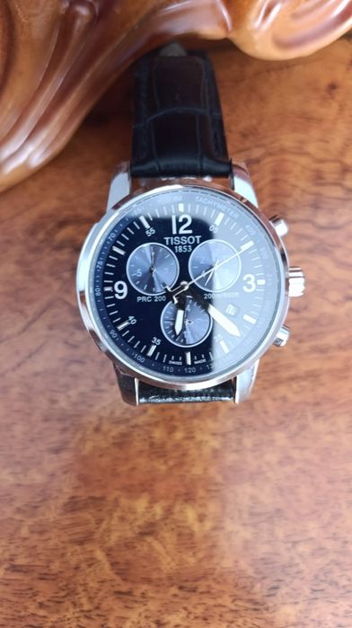 Продам часы TISSOT
