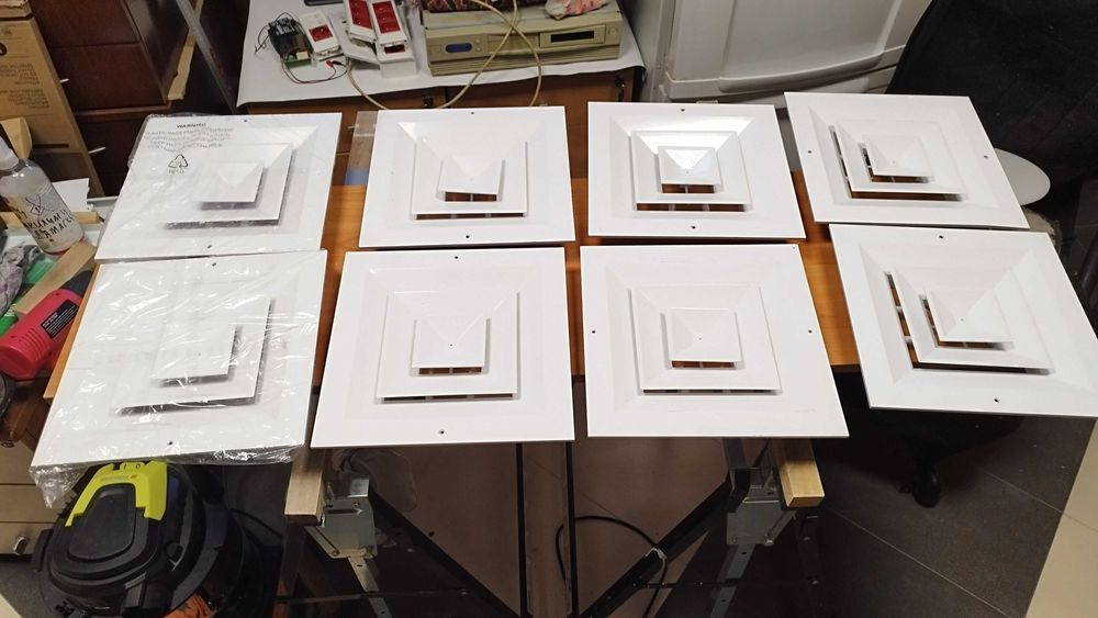 Таванна решетка - Алуминиев дифузор за въздуховоди 30/30см 4бр