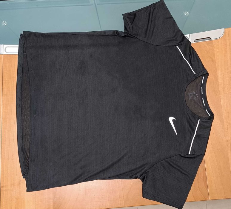 Nike Dri-Fit-Много Запазена