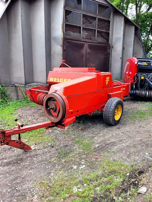 Пресс-подборщики привозные.