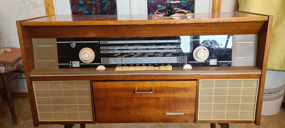 Радиола "Беларусь Р-101 Л", СССР