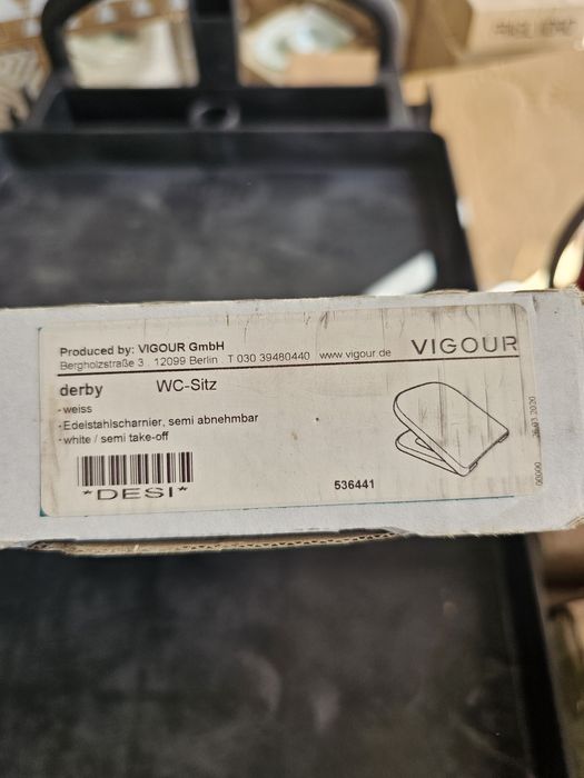 Капак за тоалетна чиния VIGOUR Германия налични 26 броя ТОП ЦЕНА