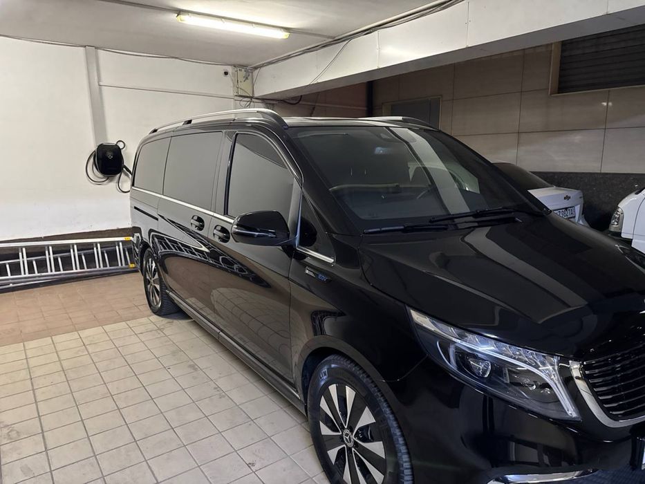 Mercedes-Benz Viano EQV 300