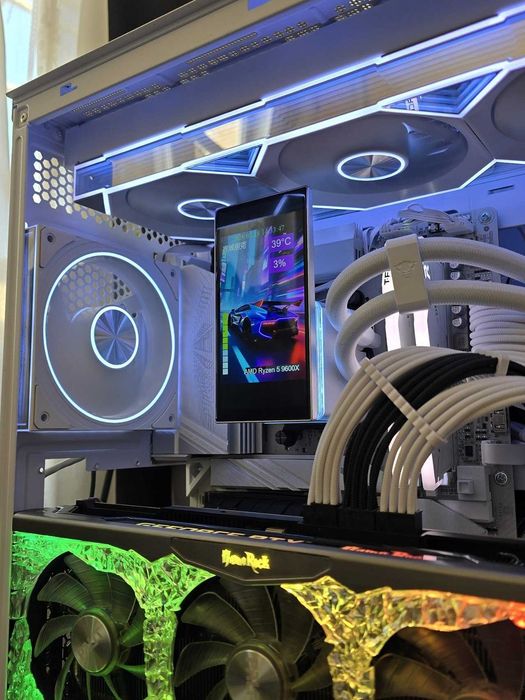 Gaming Computer Sotiladi