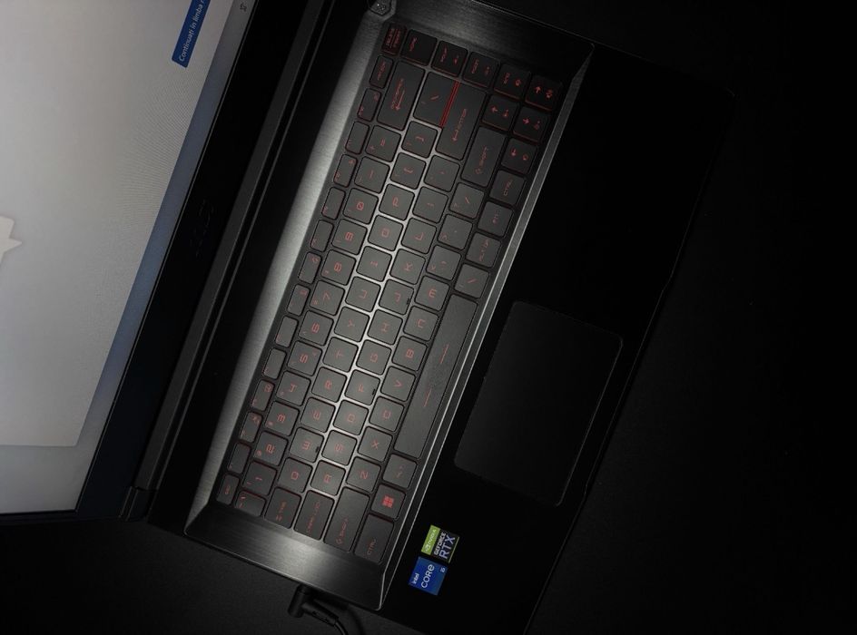 Vând MSI GF63 Thin 11UD