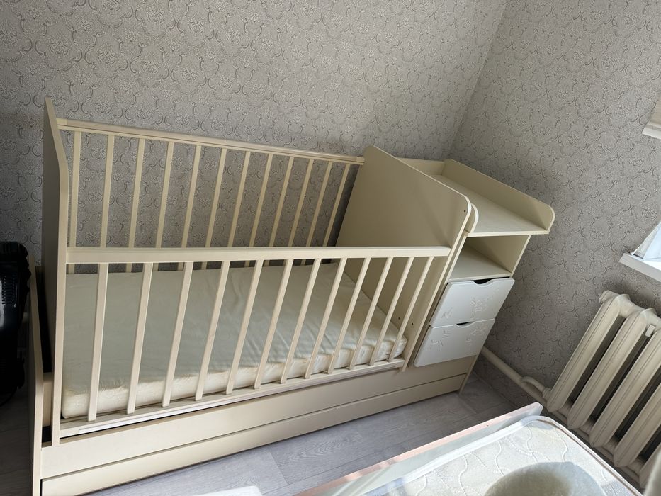 Детский манеж почти новый