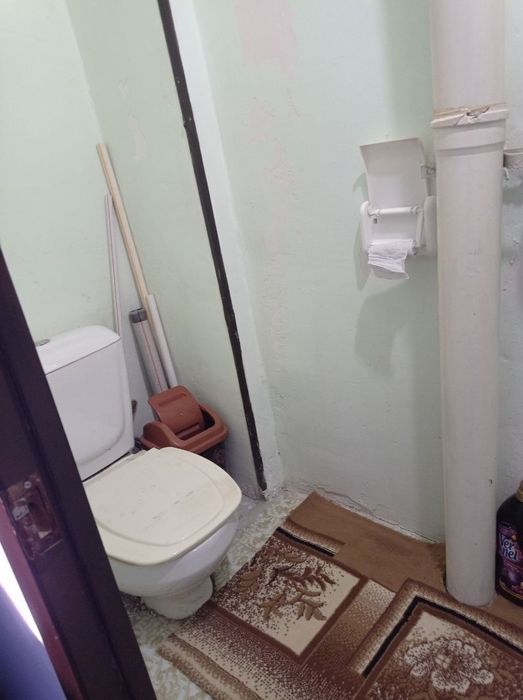 Продаётся Тузель 1 1/9/9. Бывшее общежитие.