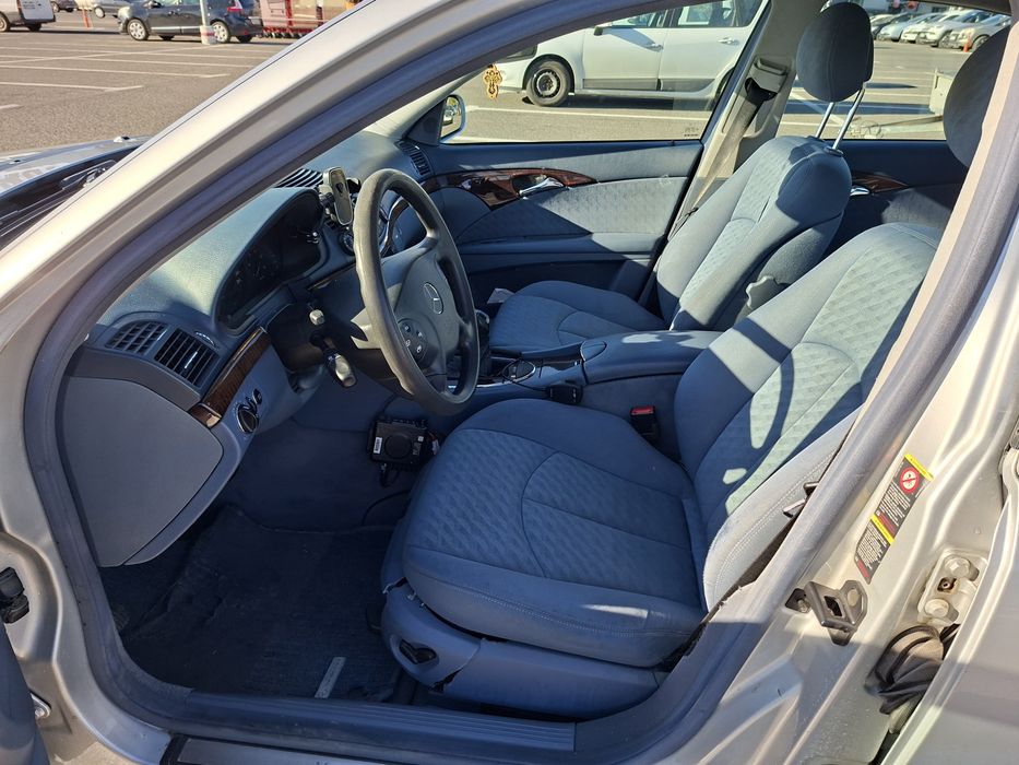 Mercedes E 211, 2,2  150 cp.