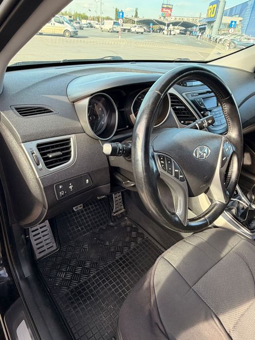 Hyundai Elantra 2014