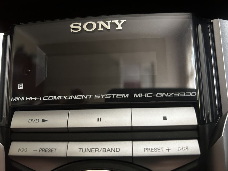 Музыкальный центр.