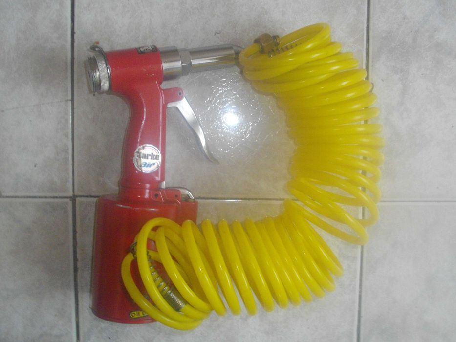 Пневматична Нитачка/ Ръчна Нитачка Профи Грм GESIPA HN2/ Скоба Клапани