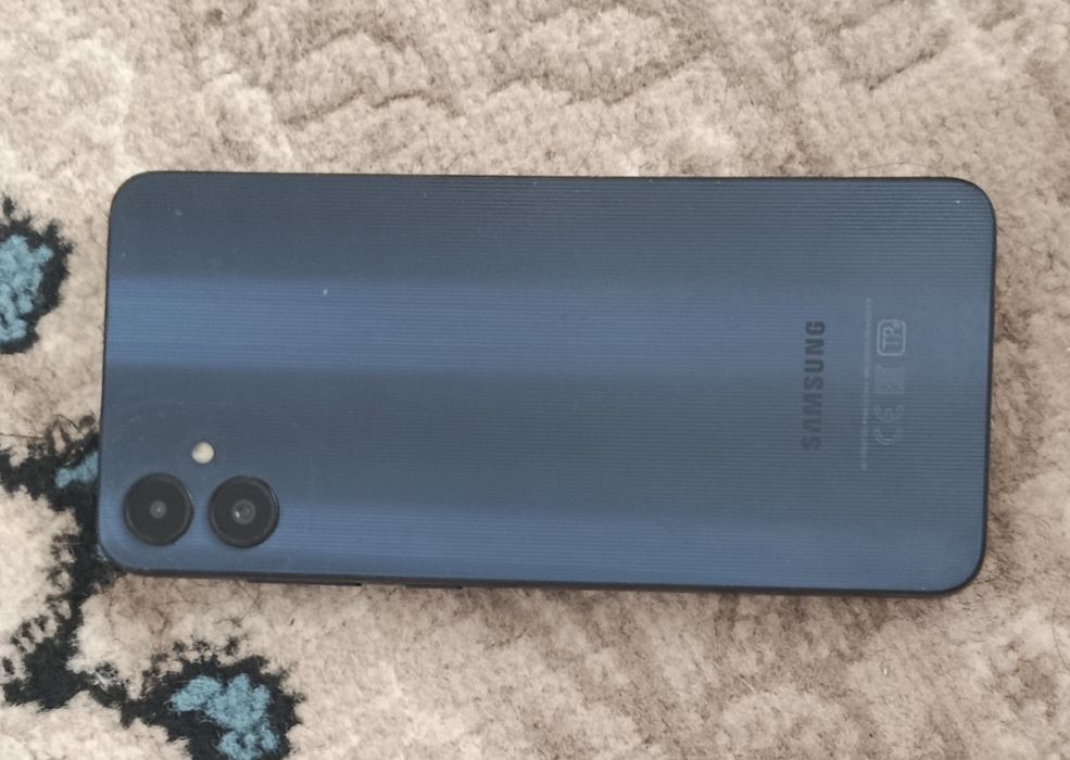 Samsung 05 telfon sotiladi