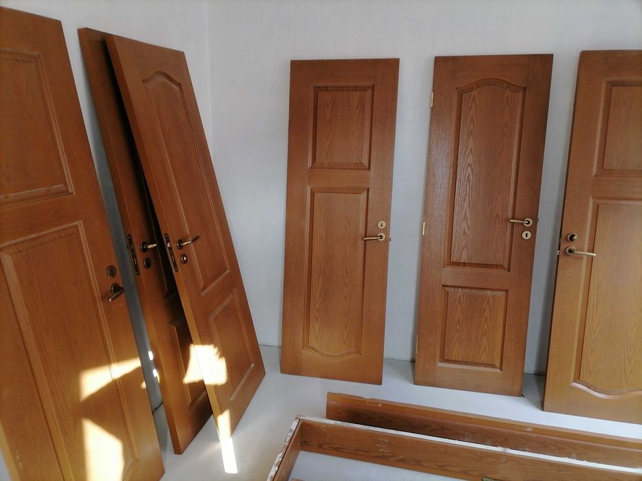 Врати МДФ 7броя.