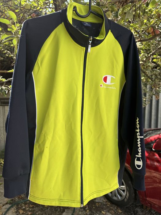Куртка М Champion