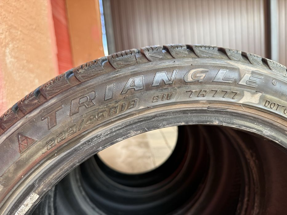 Резина Triangle 225/45/R18