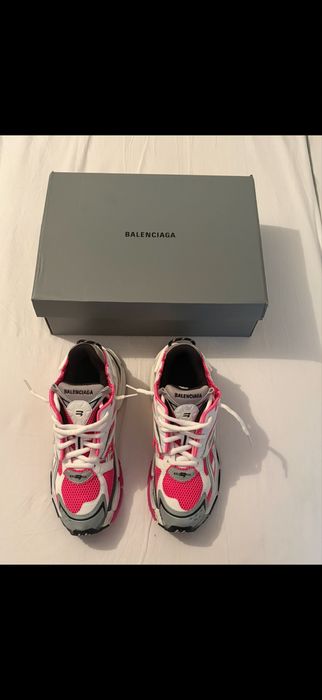 balenciaga runners