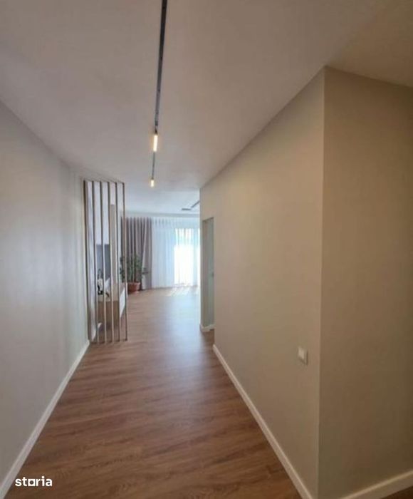Iancu Nicolae:Apartament 4 camere langa de padure,compound cu piscina!