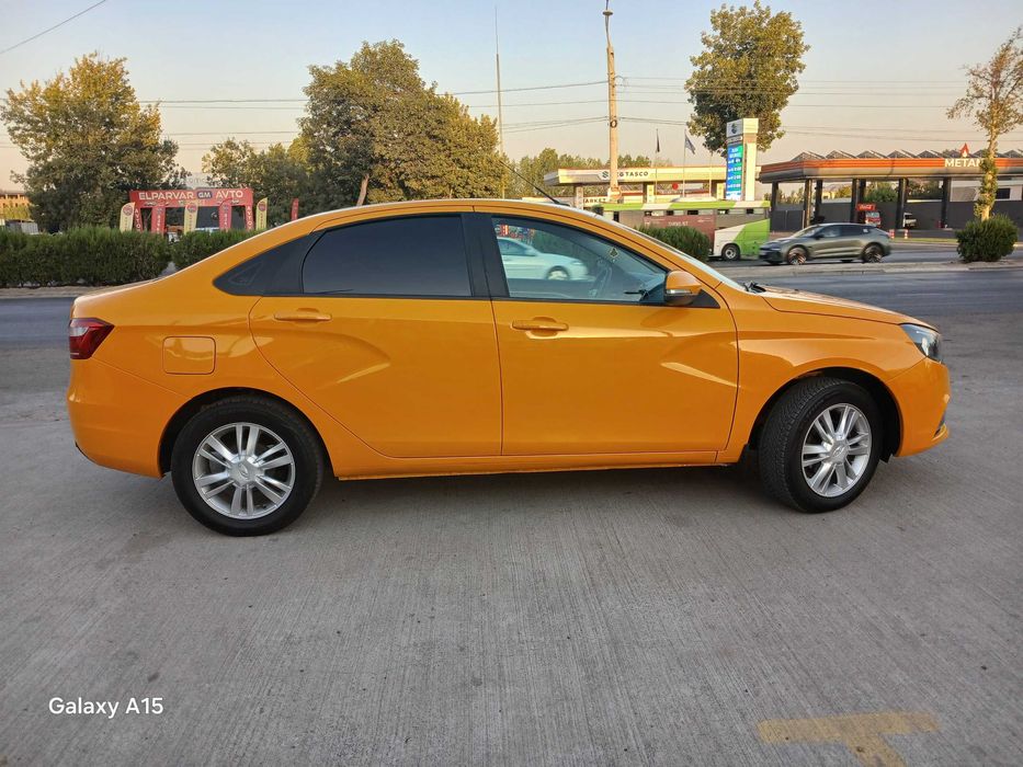 LADA VESTA год 2019