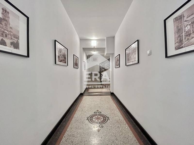 Дава се под наем Офис в София, Център - 89 кв.м за 1350 € - Снимка #9